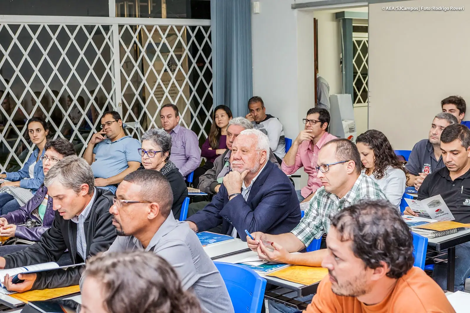 Público da palestra de 2014.